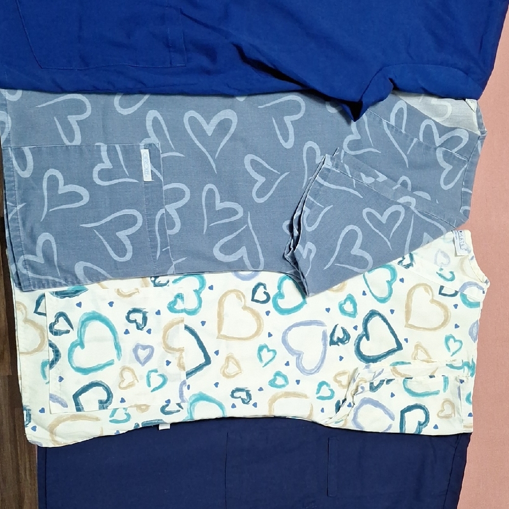 4 Scrubs Bundle! XS 1 Jacket 3 Tops